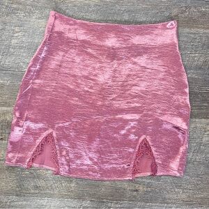 Lyaner pink satin finish with lace trim mini skirt size medium M B138